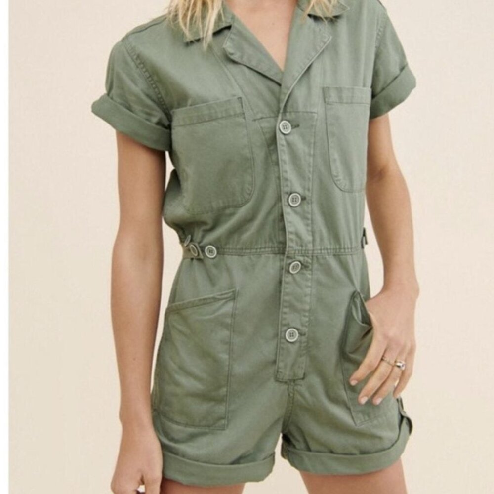 Pistola Parker Short Sleeve Utility Romper Light Olive Green snap button Size M